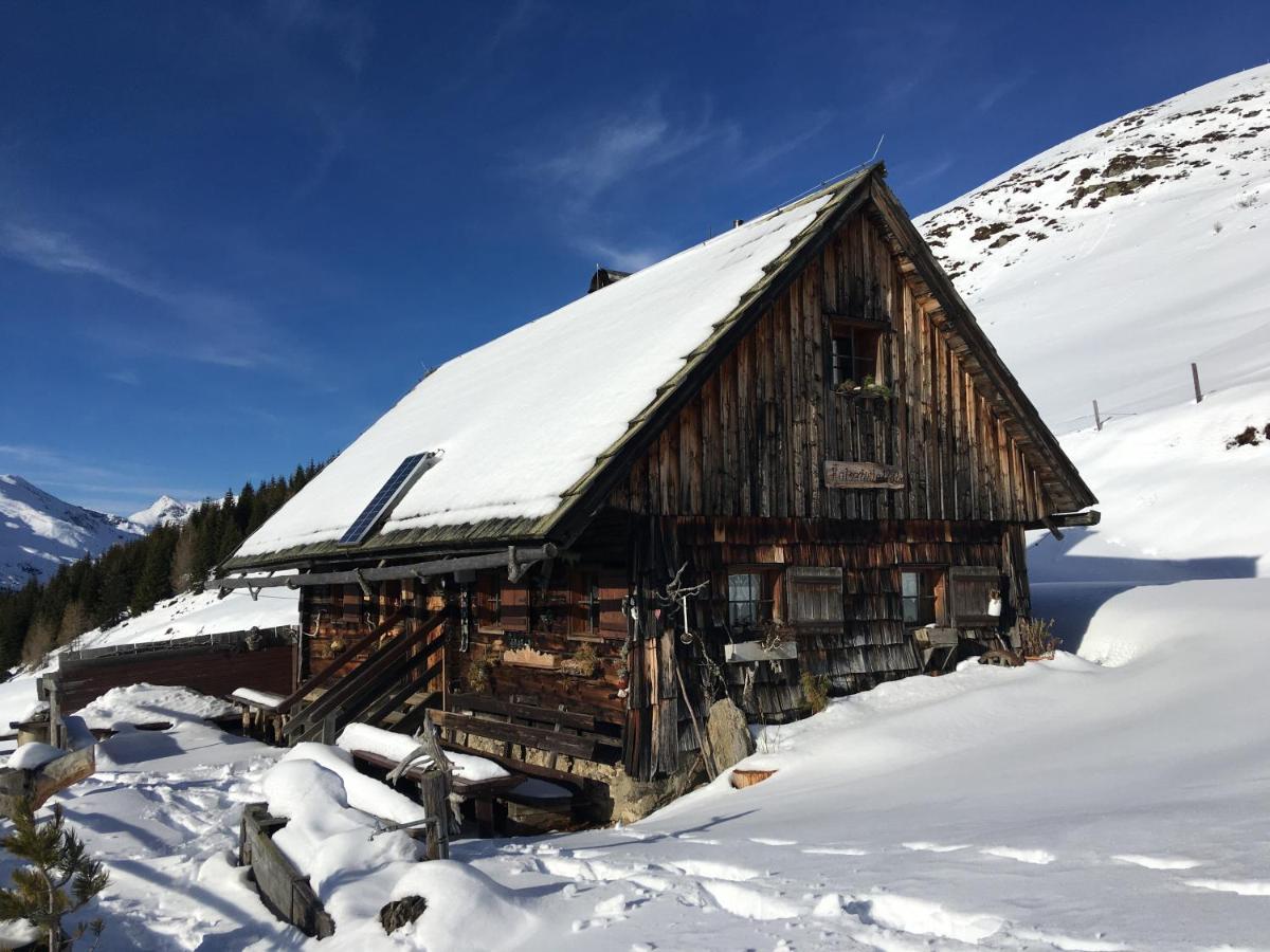 Aparthotel Zum Wohle Oberwoelz Stadt Esterno foto