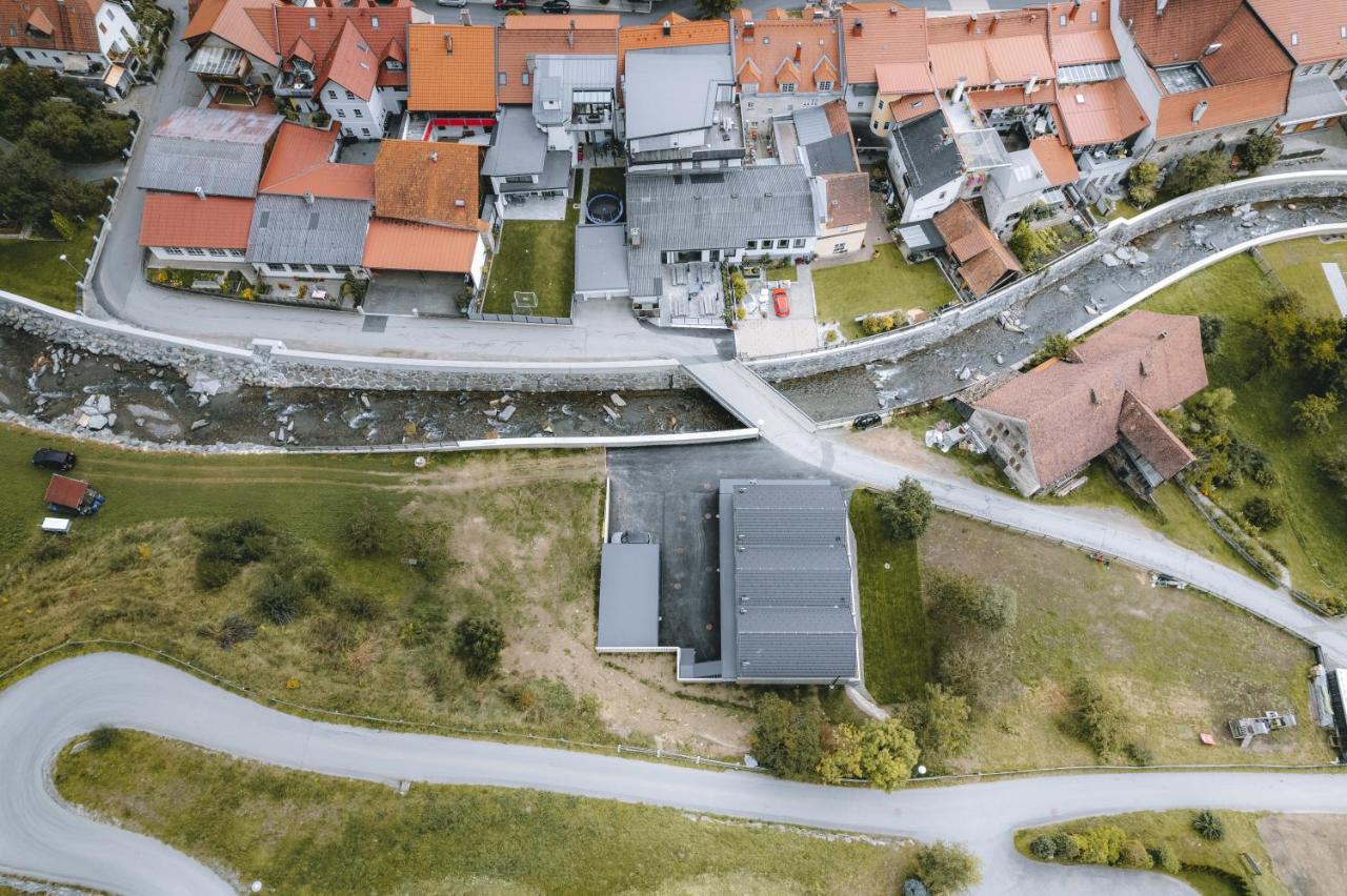Aparthotel Zum Wohle Oberwoelz Stadt Esterno foto